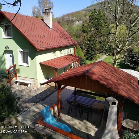 Chata Lazne Evzenie Klášterec nad Ohří Esterno foto