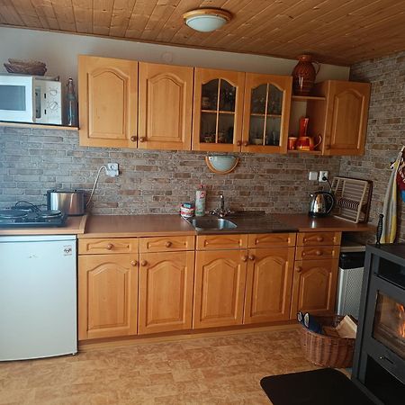 Chata Lazne Evzenie Klášterec nad Ohří Esterno foto