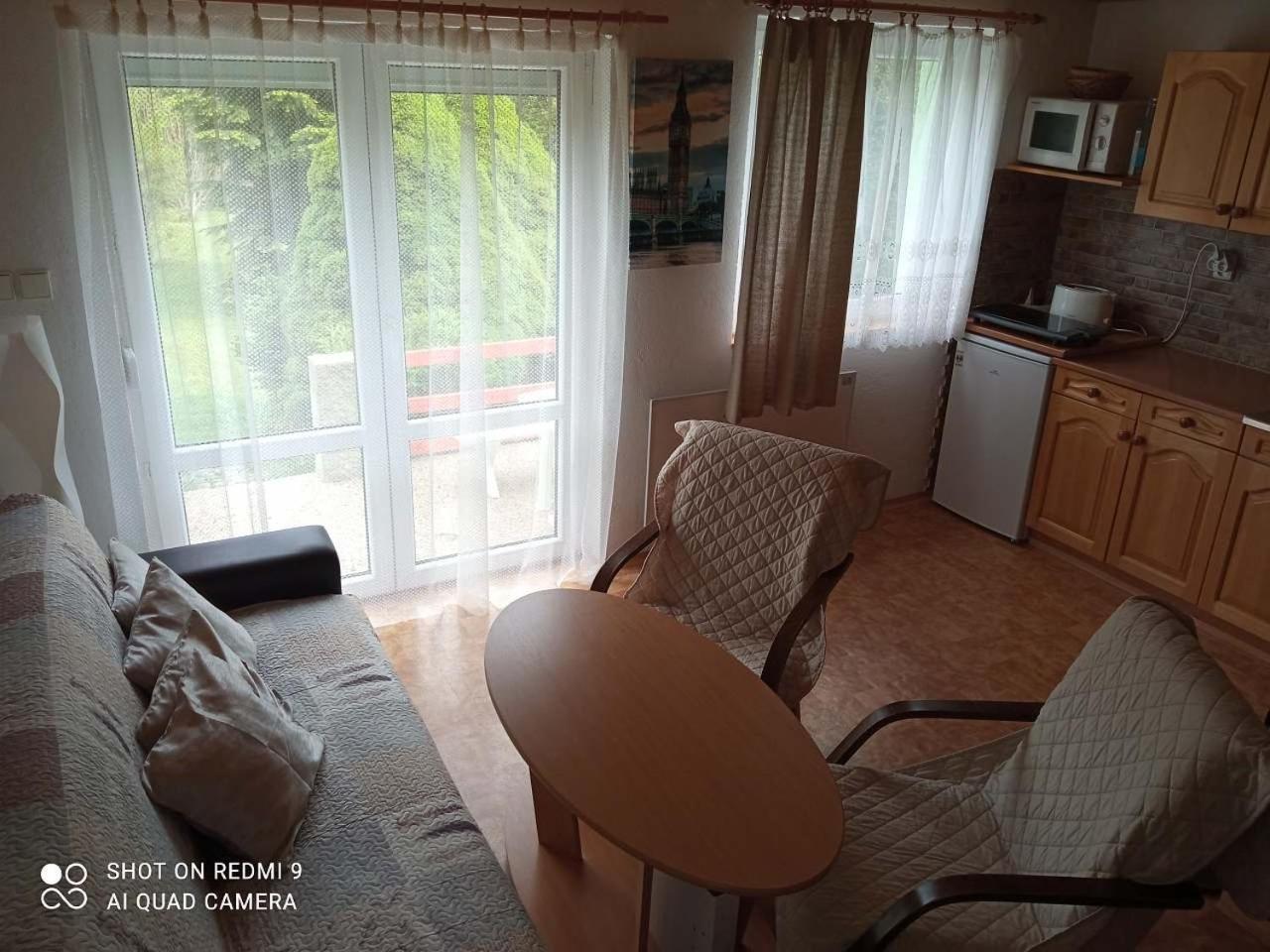 Chata Lazne Evzenie Klášterec nad Ohří Esterno foto